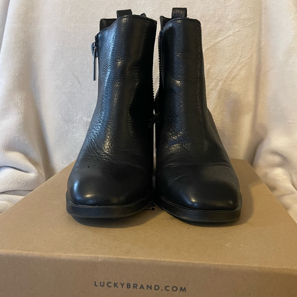 Lucky Brand LK-WALBA Bootie in Black Angus